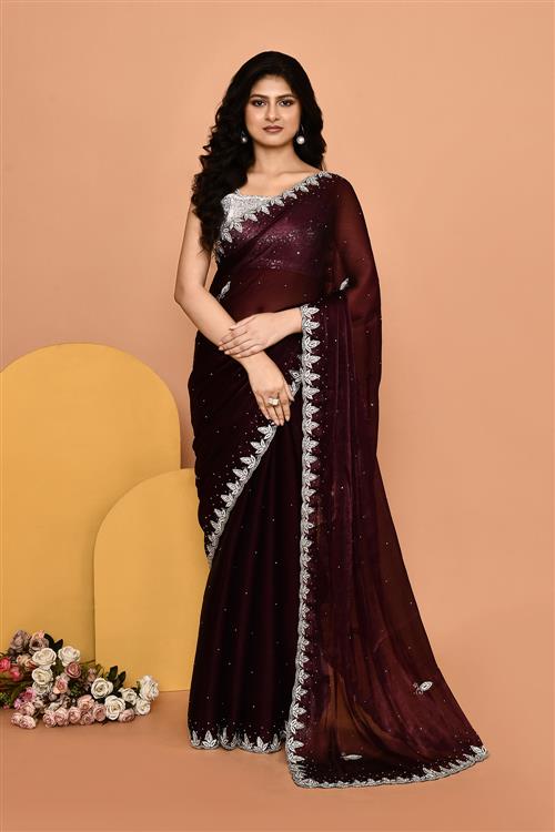 https://media.vinhemfashion.com/Images/FancytouchVol2VLS080J0XD2RF6LZ/image/mesmerizing